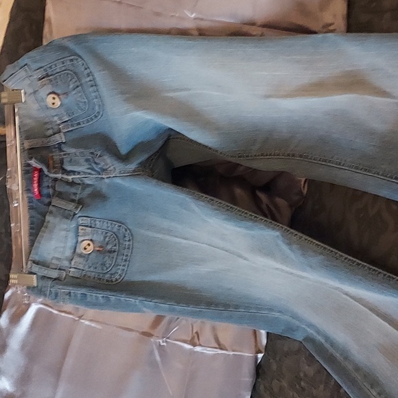 Jeans - Picture 2 of 4